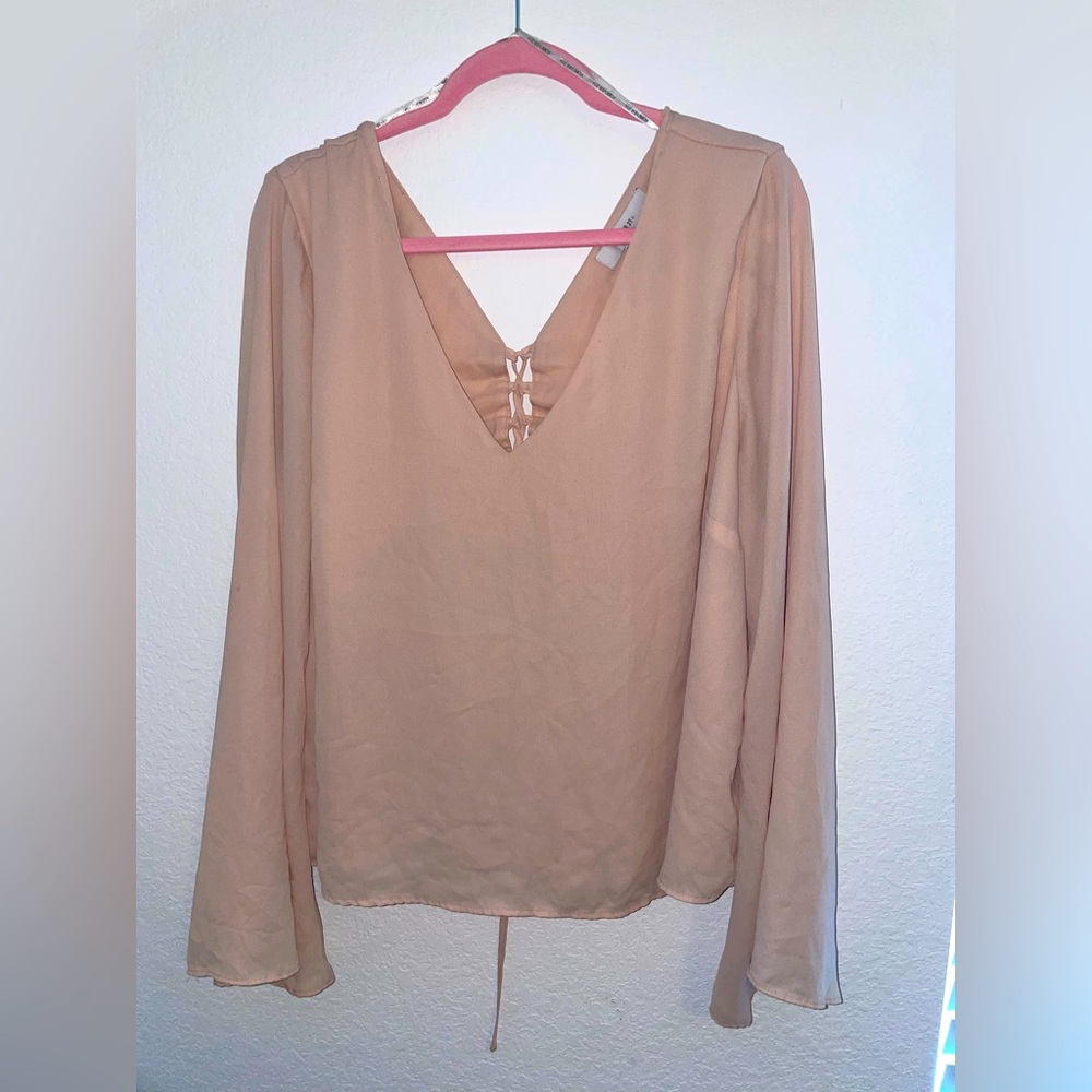 Forever 21 , Blush long bell sleeve blouse Size 2Xl